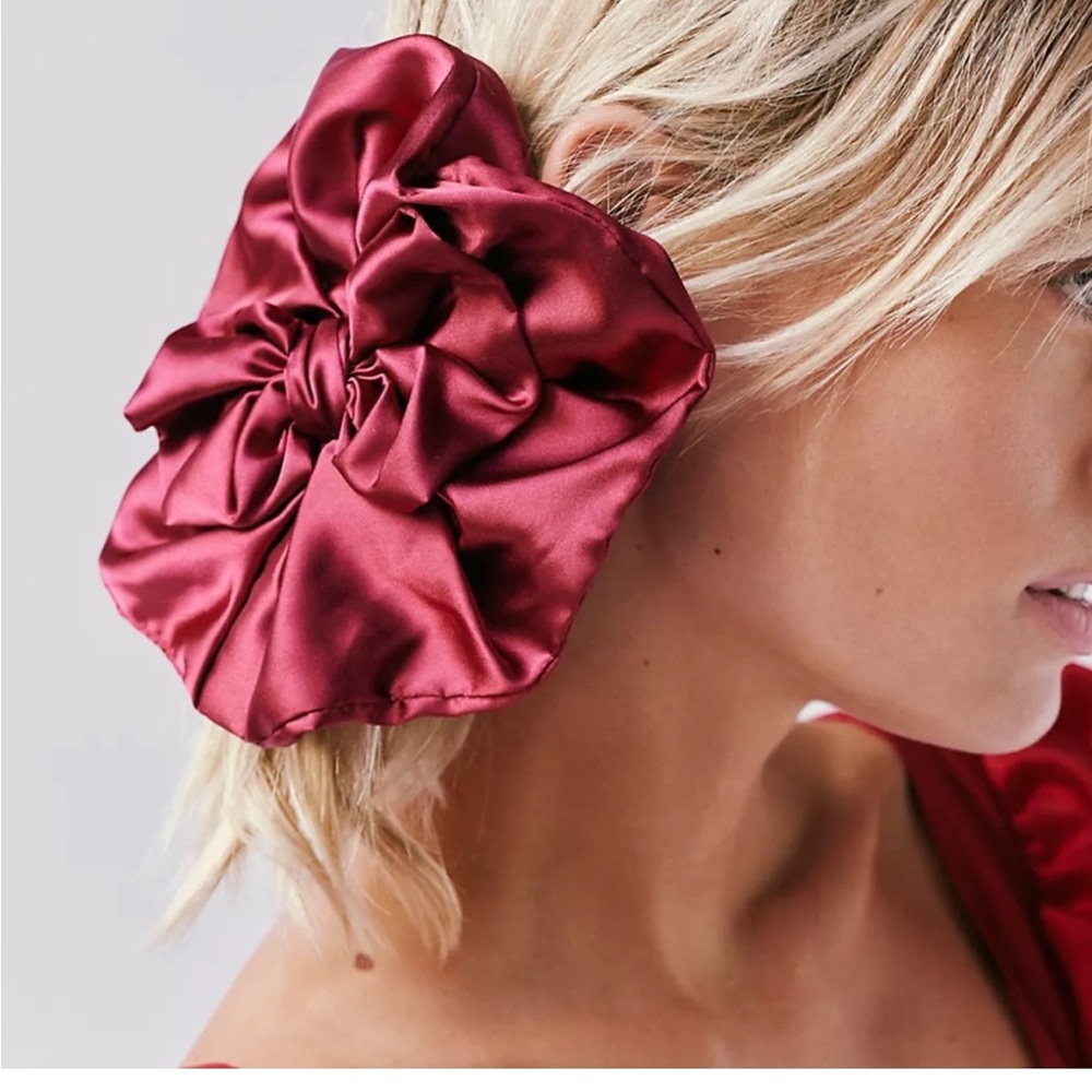 Free People Satin Hair Scrunchie